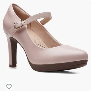 Ambyr Shine Dusty Rose Strappy Heels, Size 9